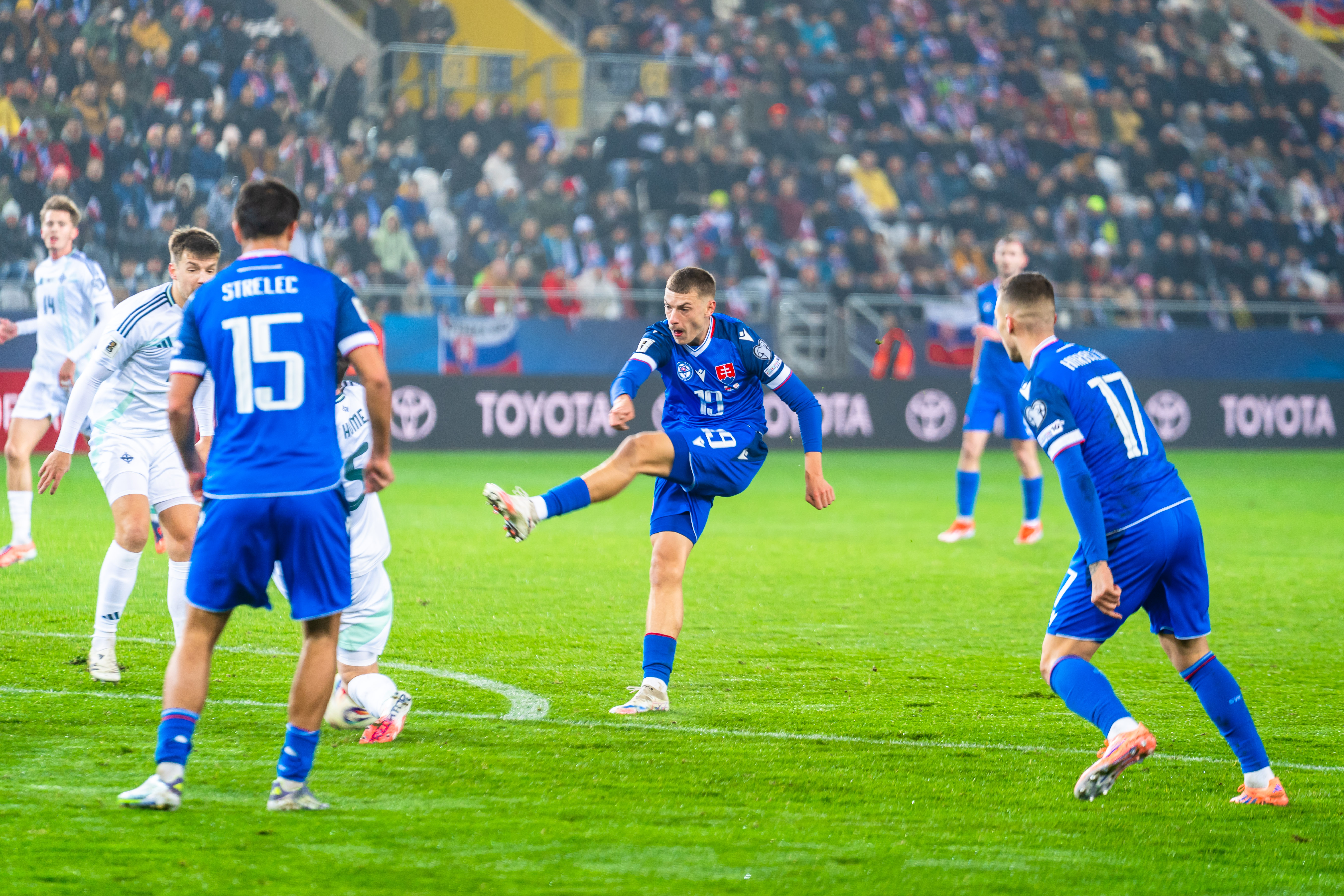 Slovensko vs Severne Irsko-34